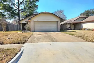 10810 Parkland Woods Dr, Sugar Land, TX 77498 - Photo 1