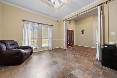 210 Southwood Circle, Baytown, TX 77520 - Photo 5