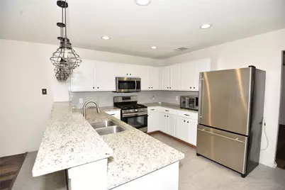 16868 Greenhouse Street, Conroe, TX 77385 - Photo 5