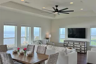 802 18th St St, Port Bolivar, TX 77650 - Photo 11