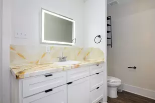10930 Exeter St, Houston, TX 77093 - Photo 17