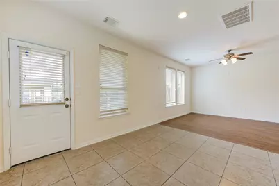3939 Calgary Circle, Missouri City, TX 77459 - Photo 15