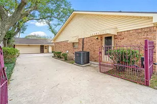 4826 Omeara Dr, Houston, TX 77035 - Photo 29