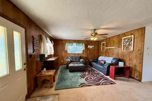 282 Water View Dr, Livingston, TX 77351 - Photo 3