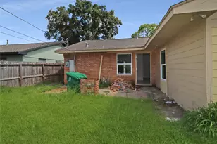 8711 Shadow Crest St, Houston, TX 77074 - Photo 17