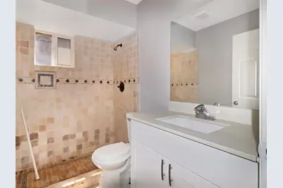 8711 Shadow Crest Street, Houston, TX 77074 - Photo 11