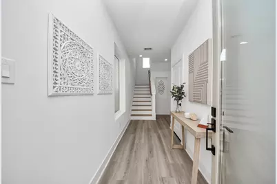 8320 Brecha Lane, Houston, TX 77055 - Photo 5