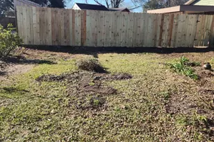 2414 Goldenrod St, Highlands, TX 77562 - Photo 19