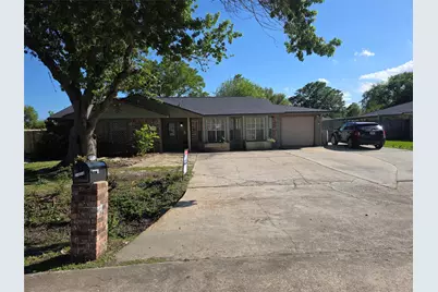 2414 Goldenrod Street, Highlands, TX 77562 - Photo 1