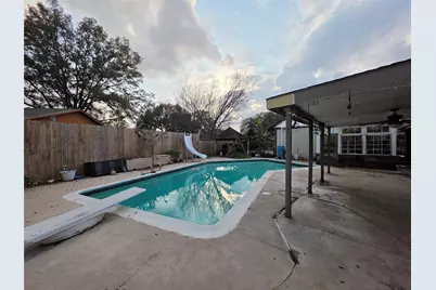 2414 Goldenrod Street, Highlands, TX 77562 - Photo 19