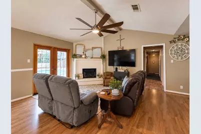 2414 Goldenrod Street, Highlands, TX 77562 - Photo 3