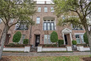 1027 St Charles St, Houston, TX 77003 - Photo 1