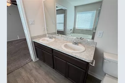 6602 Blimp Base Boulevard, Hitchcock, TX 77563 - Photo 27
