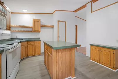 16381 Crockett Bend Drive, Conroe, TX 77303 - Photo 7