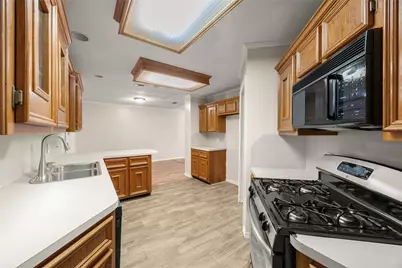 3103 Spring Stuebner Road, Spring, TX 77389 - Photo 11