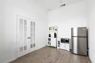 9423 Pelican Clf Ct, Houston, TX 77365 - Photo 15