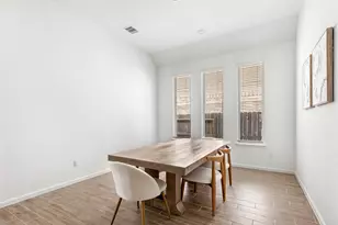 9423 Pelican Clf Ct, Houston, TX 77365 - Photo 15