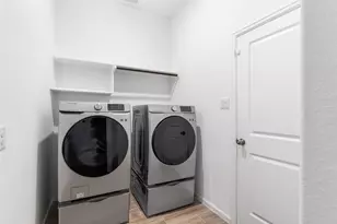 9423 Pelican Clf Ct, Houston, TX 77365 - Photo 25