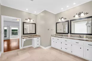 142 W Shadowpoint Cir, The Woodlands, TX 77381 - Photo 23