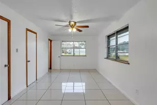 2002 W Hwy 6, Alvin, TX 77511 - Photo 9