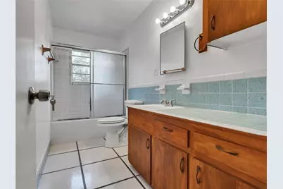 2002 W Highway 6, Alvin, TX 77511 - Photo 13