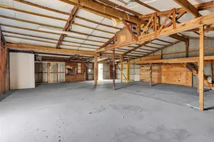 2002 W Hwy 6, Alvin, TX 77511 - Photo 25