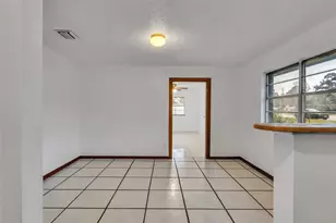 2002 W Hwy 6, Alvin, TX 77511 - Photo 5