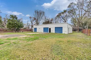 2002 W Hwy 6, Alvin, TX 77511 - Photo 27