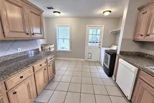 5009 N Main St, Houston, TX 77009 - Photo 9