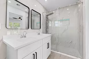 12315 Barryknoll Ln, Houston, TX 77024 - Photo 15