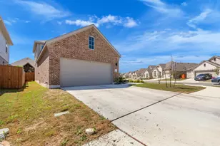 108 Blackwell Ln, Kyle, TX 78640 - Photo 3
