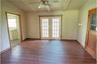117 Lazy Lane, Lake Jackson, TX 77566 - Photo 9