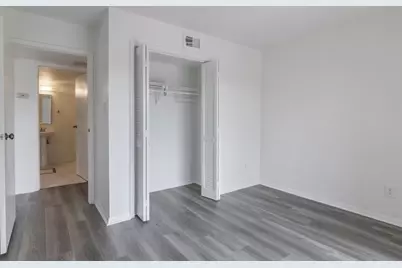 3025 Walnut Bend Lane #37, Houston, TX 77042 - Photo 9