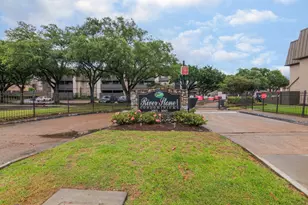 3025 Walnut Bend Ln, Houston, TX 77042 - Photo 17