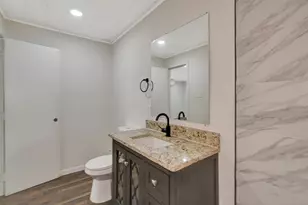3910 Englewood St, Houston, TX 77026 - Photo 17