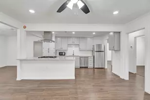 3910 Englewood St, Houston, TX 77026 - Photo 5