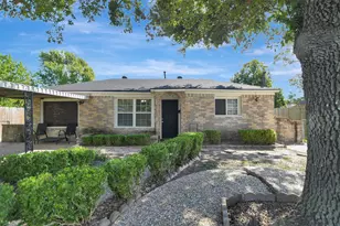 3910 Englewood St, Houston, TX 77026 - Photo 3