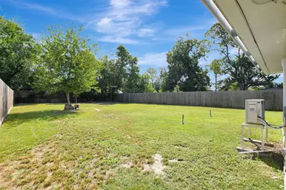 3910 Englewood Street, Houston, TX 77026 - Photo 31