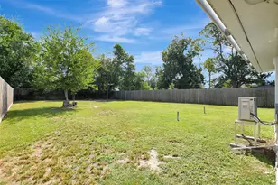 3910 Englewood St, Houston, TX 77026 - Photo 31