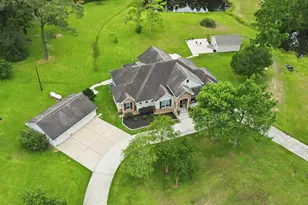 10810 Post Oak Dr, Conroe, TX 77385 - Photo 43
