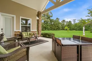10810 Post Oak Dr, Conroe, TX 77385 - Photo 19