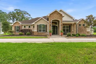 10810 Post Oak Dr, Conroe, TX 77385 - Photo 47
