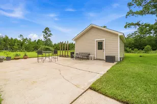 10810 Post Oak Dr, Conroe, TX 77385 - Photo 15