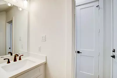 1220 McNeil Street, Houston, TX 77009 - Photo 7