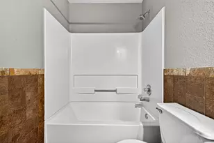 5615 W Harrow Dr, Houston, TX 77084 - Photo 21