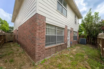 8226 Gold Tee Drive, Houston, TX 77036 - Photo 27