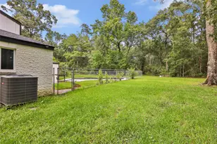 854 Fairway Dr, New Caney, TX 77357 - Photo 5
