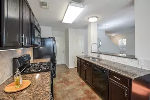 5110 Prosperity Cir, Houston, TX 77018 - Photo 7