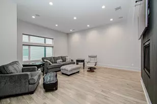 316 W 6th St, Houston, TX 77007 - Photo 7