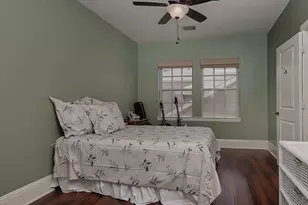 66 W Sawyer Ridge Dr, The Woodlands, TX 77389 - Photo 25